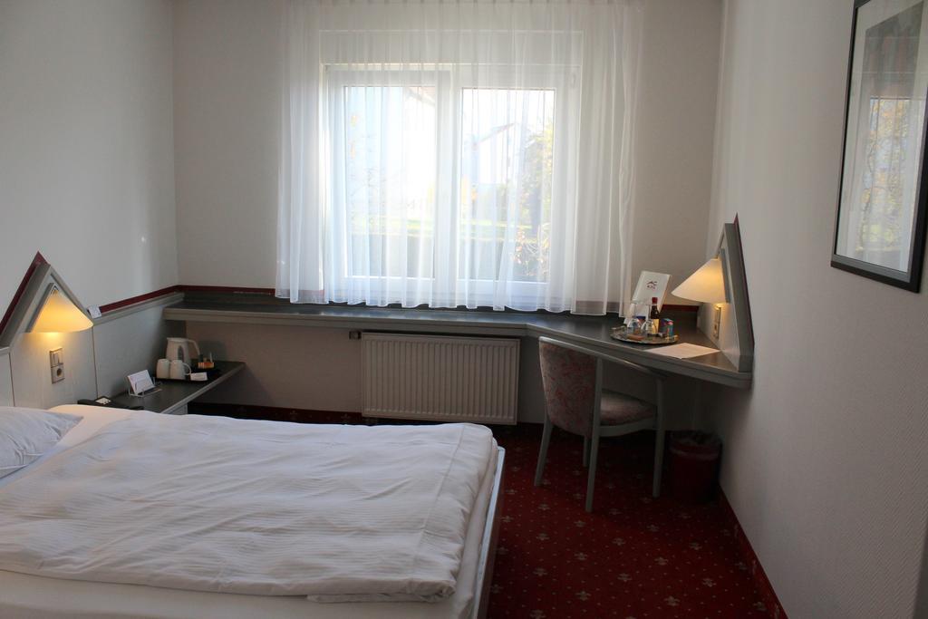 A.C. Hotel Hoferer Stuttgart Habitación foto