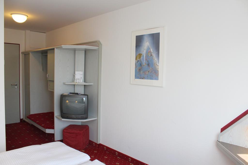 A.C. Hotel Hoferer Stuttgart Habitación foto